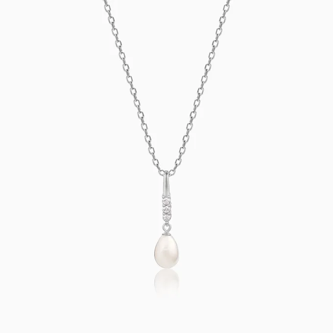Silver Drop of Pearl Pendant with Link Chain