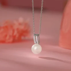 Silver Fall Pearl Pendant With Link Chain