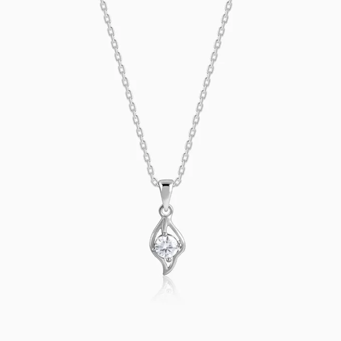Silver Falling Dew Pendant With Link Chain