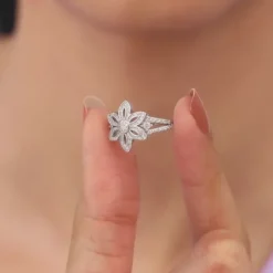 Silver Flower Of The Field Ring
