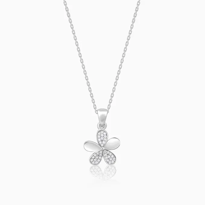 Silver Flower Pendant With Link Chain