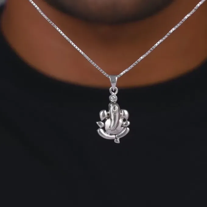 Silver Ganapathi Pendant with Link Chain For Him