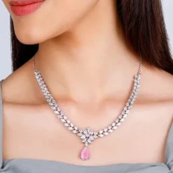 Silver Garland Of Flowers Necklace
