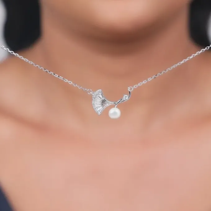 Silver Ginkgo Leaf Necklace