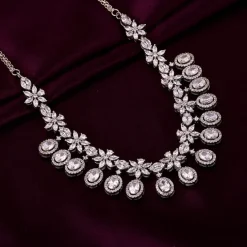 Silver Gleaming Bridal Necklace