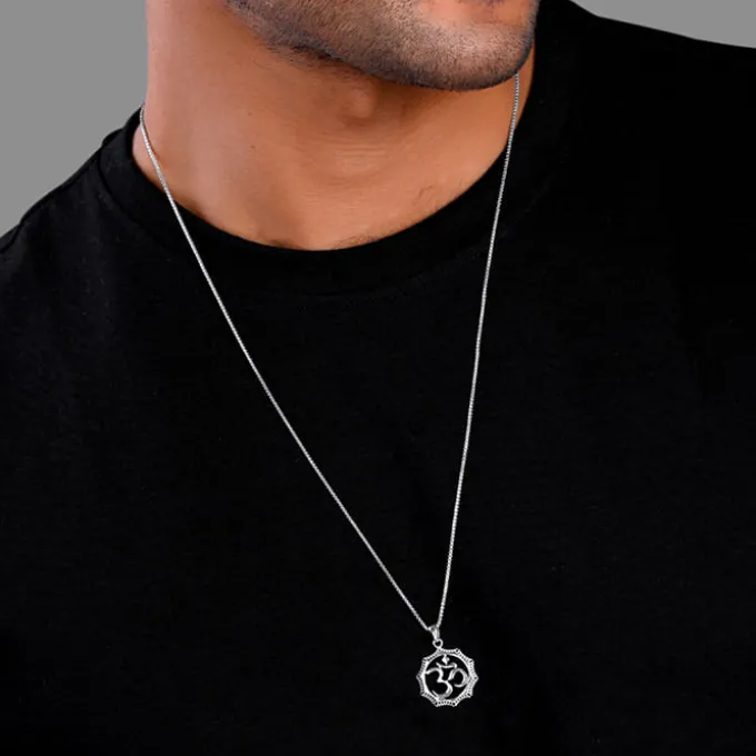 Silver Graceful Om Pendant With Box Chain For Him