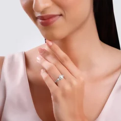 Silver Gracious Look Ring