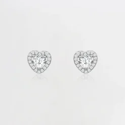 Silver Heart Takes Over Set