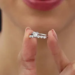 Silver Heart's Rhapsody Ring