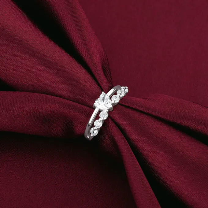 Silver Heart's Rhapsody Ring