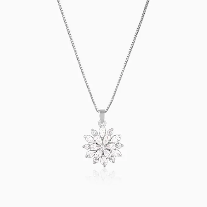 Silver Heavenly Flower Pendant With Box Chain