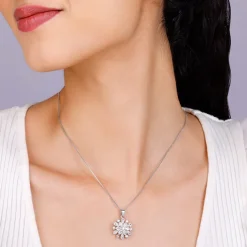 Silver Heavenly Flower Pendant With Box Chain