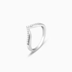 Silver Insignia Vanki Ring