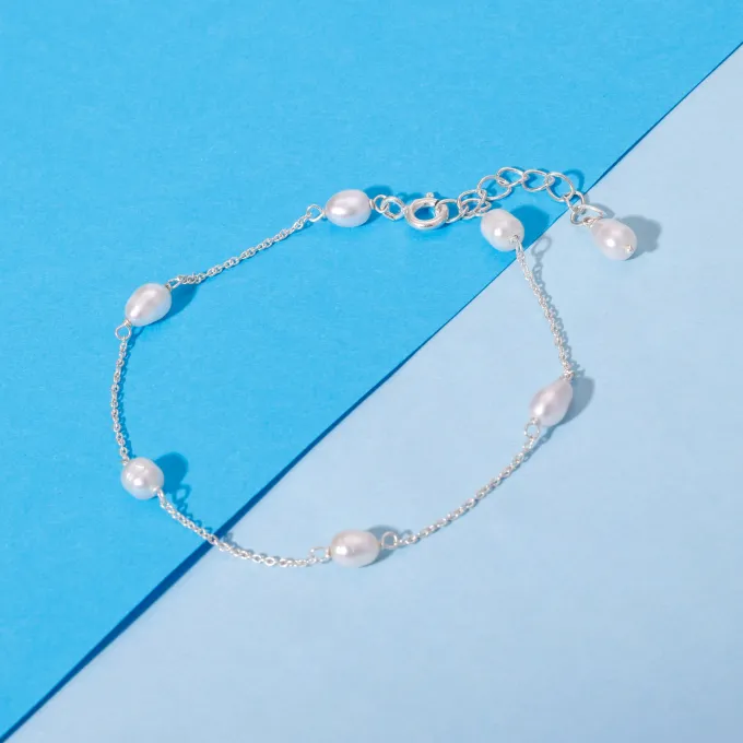 Silver Iridescent Pearl Bracelet