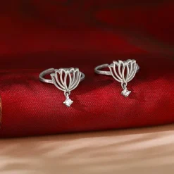Silver Kanwal Toe Rings