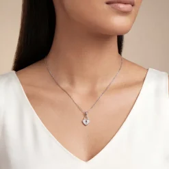 Silver Lovely Key Pendant With Link Chain