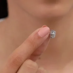 Silver Memorable Zircon Earrings