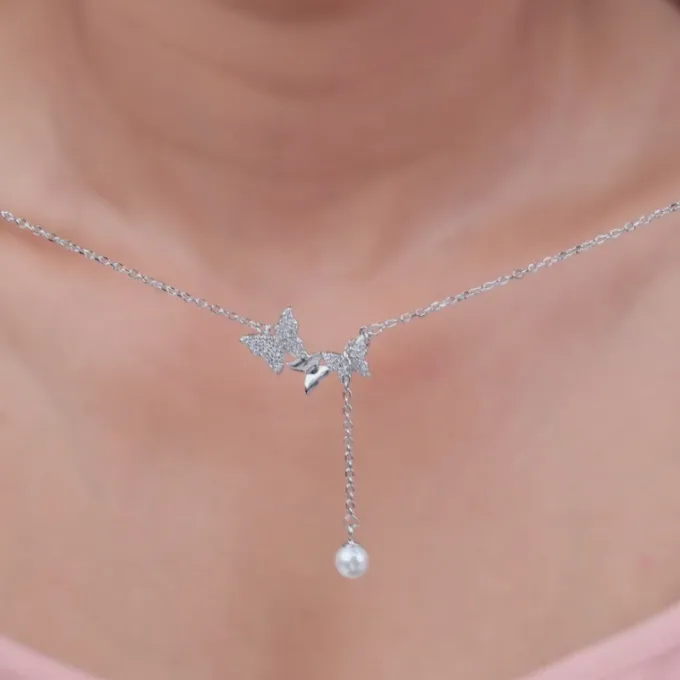 Silver Meryl Pearl Necklace
