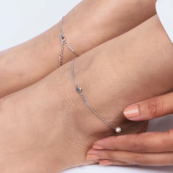 Silver Pearls & Flower Anklet