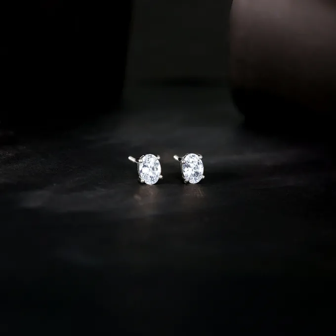 Silver Pristine Stud For Him