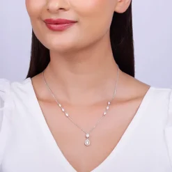 Silver Regal Radiance Necklace