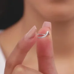 Silver Sleek Vanki Ring