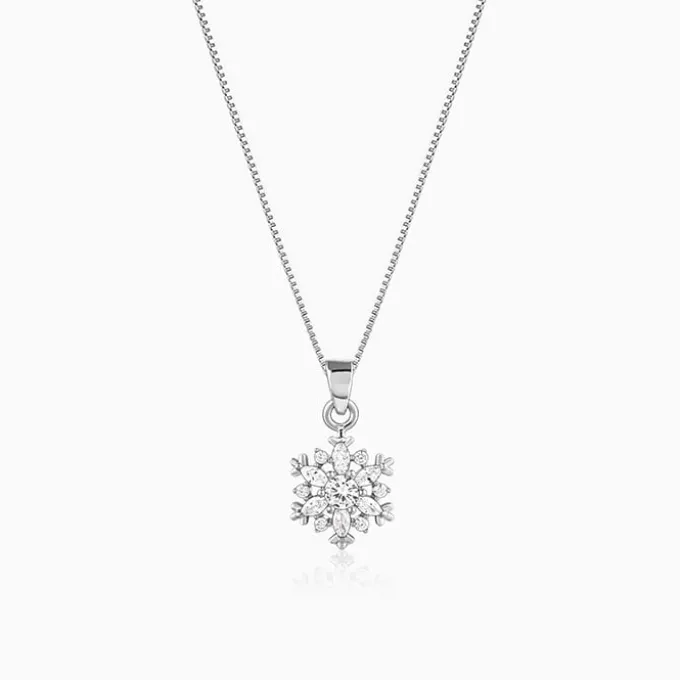 Silver Snowflake Pendant With Box Chain