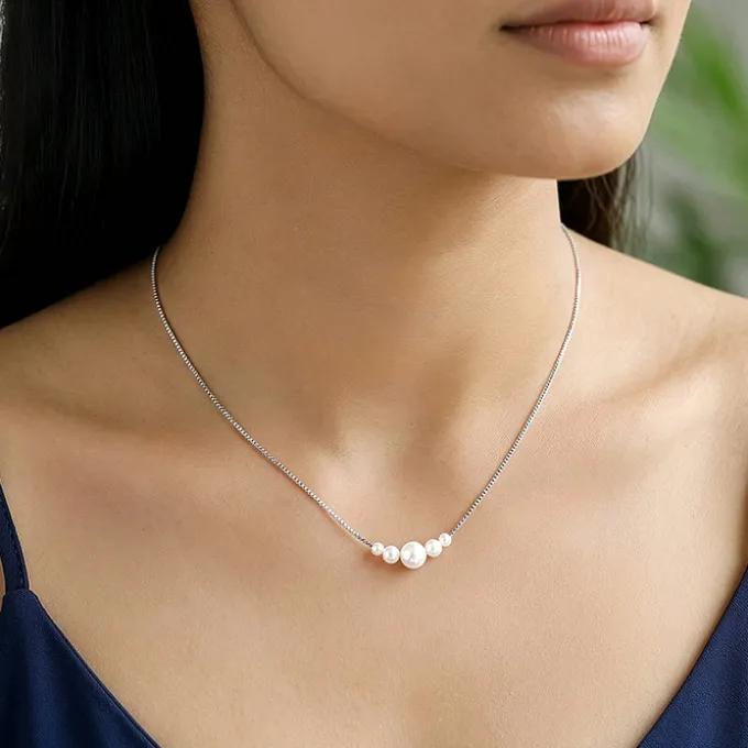 Silver Still Pearl Necklace