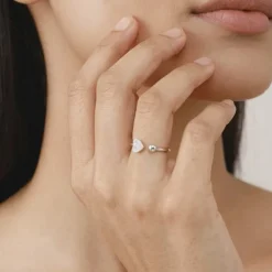 Silver Stylish Love Ring