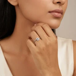 Silver Sunlit Leaf Ring (Size 12)
