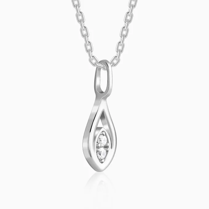 Silver Tear Drop Pendant With Link Chain
