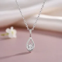 Silver Tear Drop Pendant With Link Chain