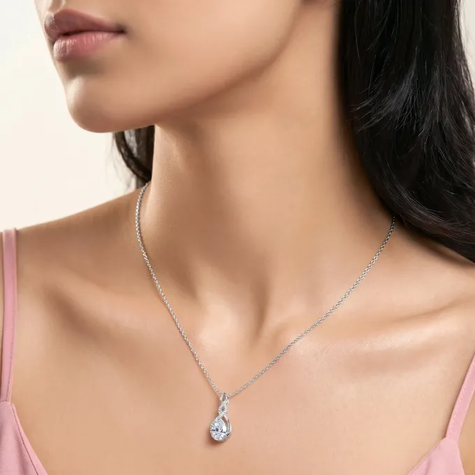 Silver Unique Infinity Pendant With Link Chain