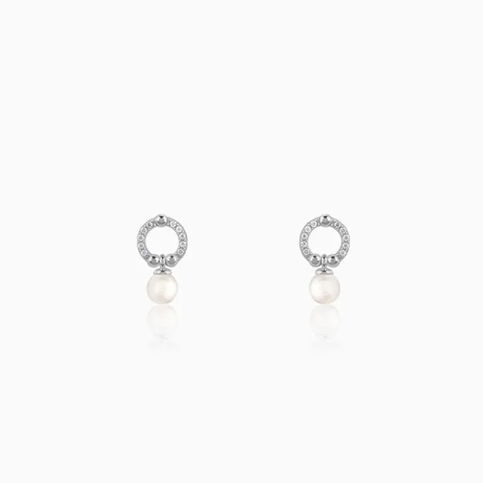 Silver Vibing Pearl Earrings