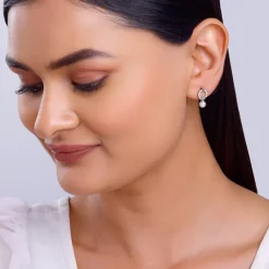 Silver Vibing Pearl Earrings