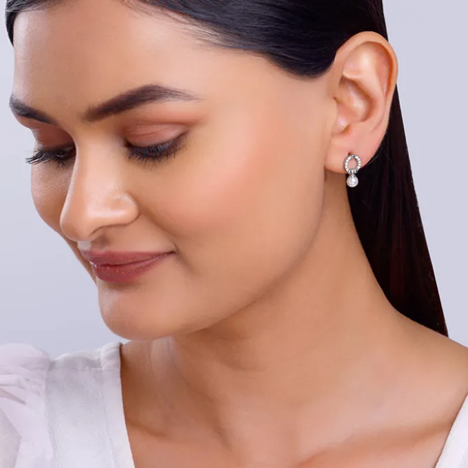 Silver Vibing Pearl Earrings