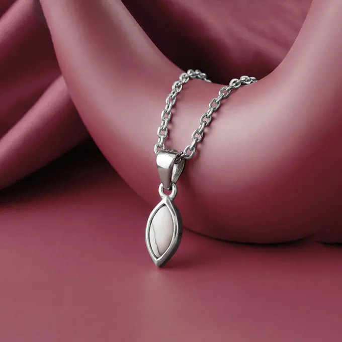 Silver White Howalite Pendant With Link Chain